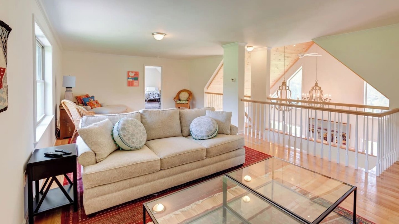 Photo of Livingroom in Bovina Center