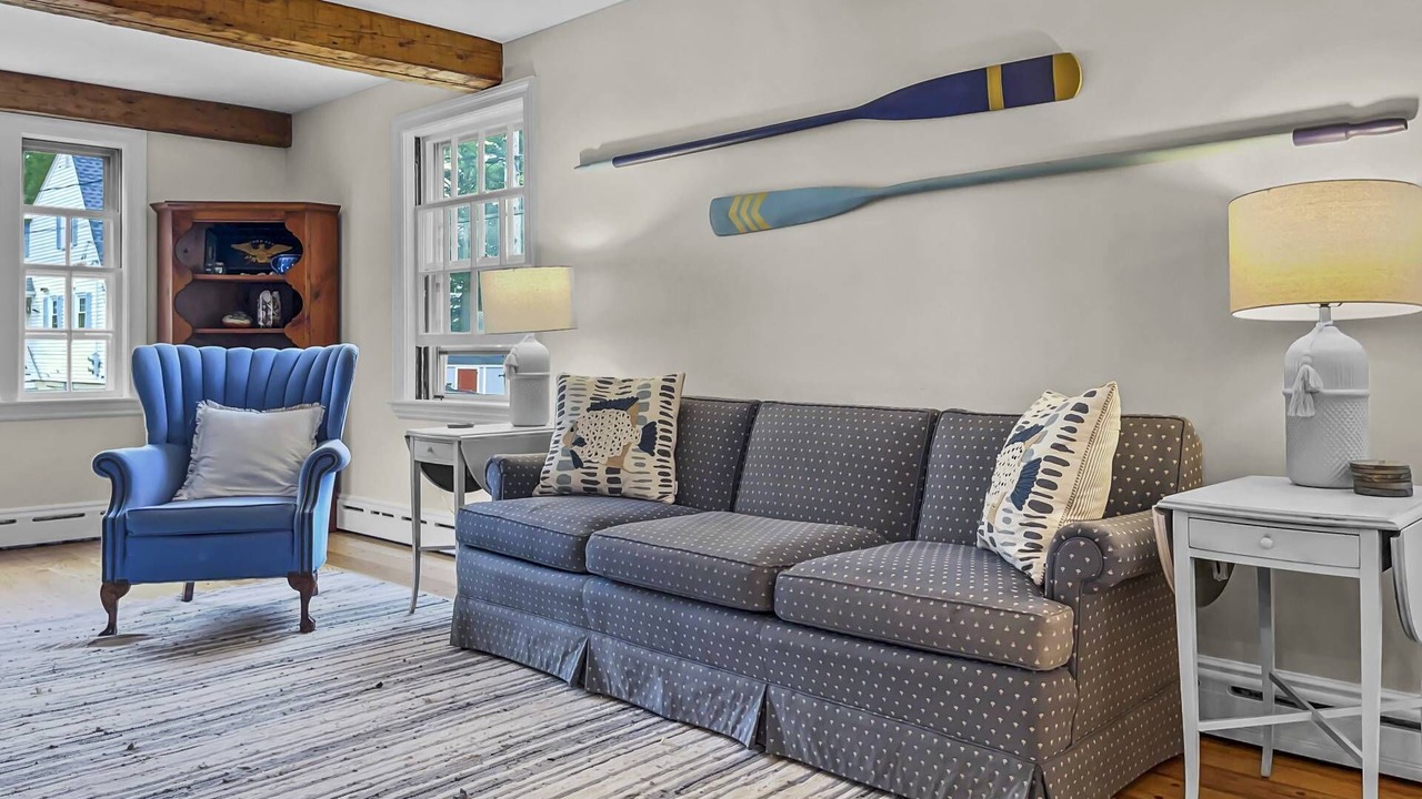 Photo of Livingroom in Marblehead