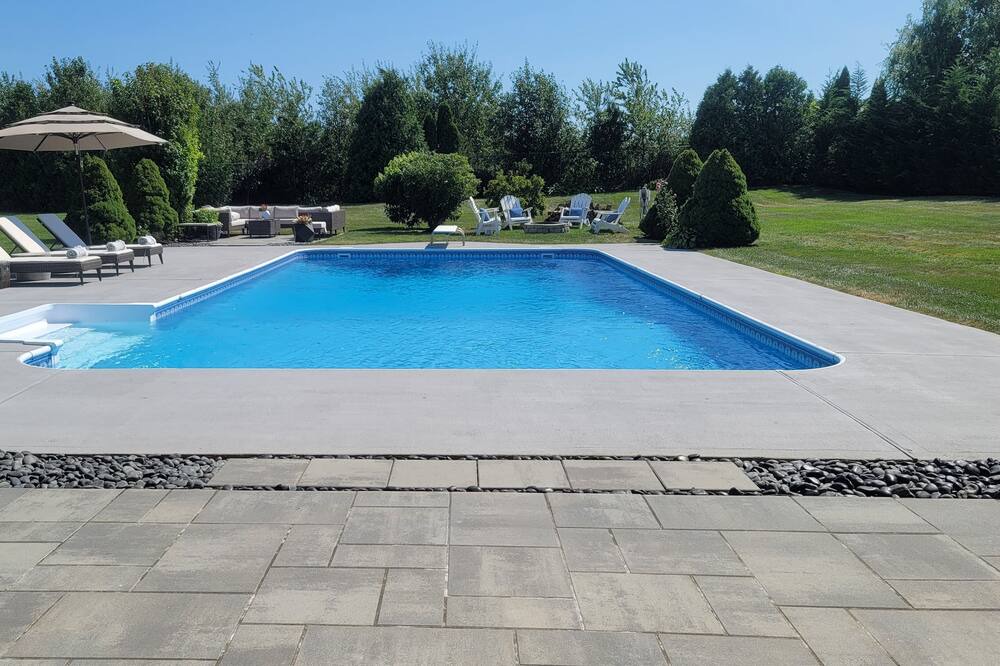 Photo of Outdoor in Calverton