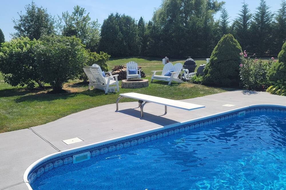Photo of Outdoor in Calverton