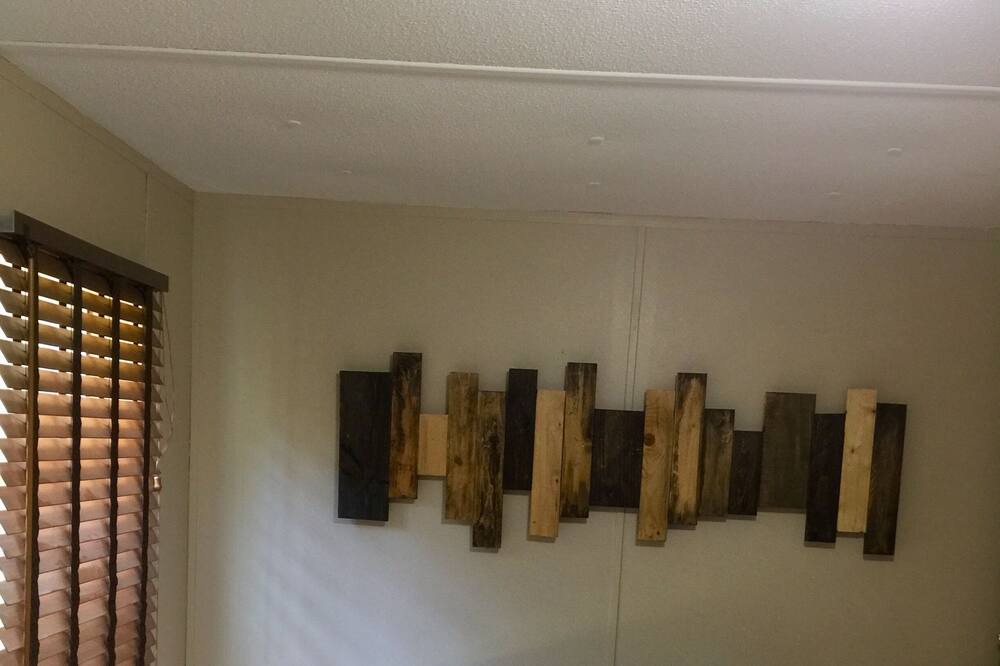 Photo of Bedroom in Schuyler Falls