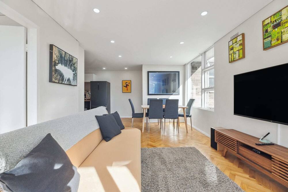 Photo of Livingroom in McMahons Point