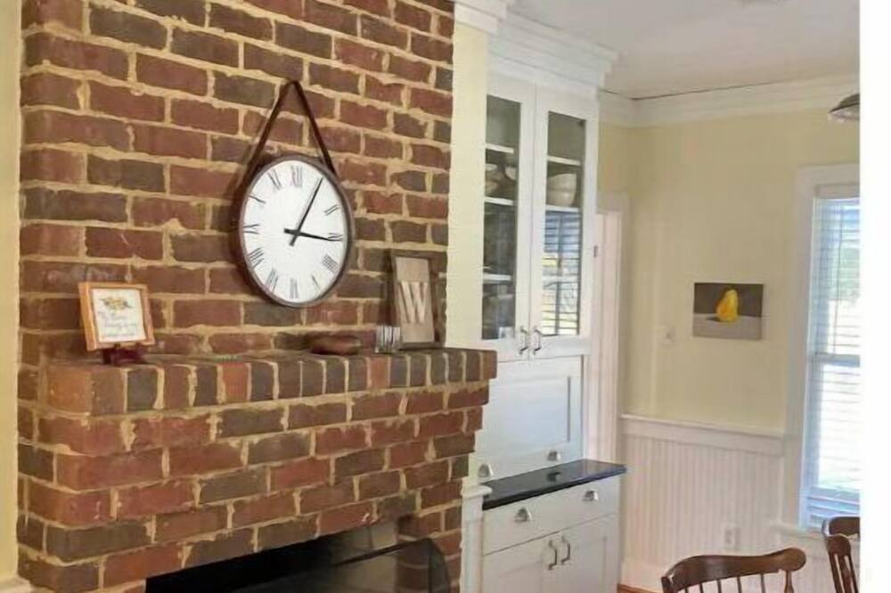 Photo of Kitchen in Gwynn