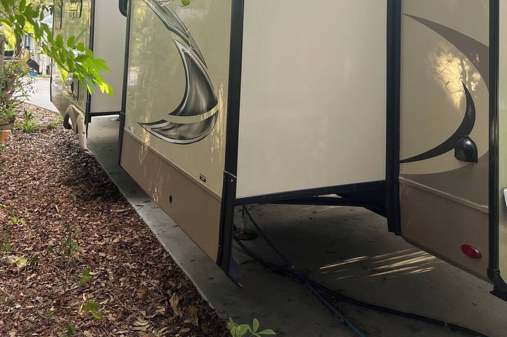 Photo of Outdoor in Bay Lake