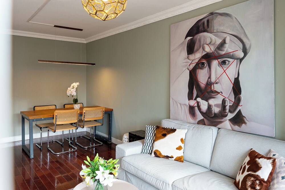 Photo of Livingroom in Downtown Shanghai