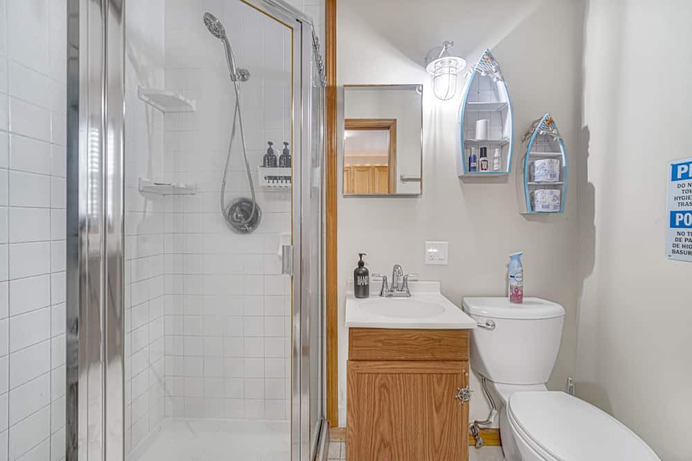 Photo of Bathroom in Cedar Lake