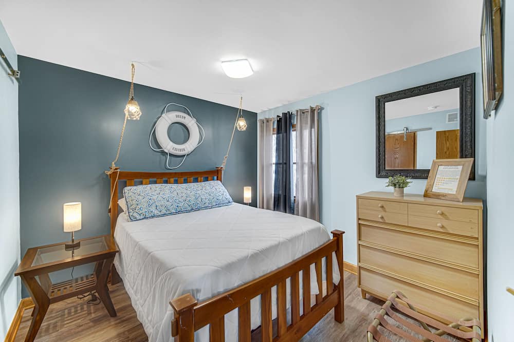 Photo of Bedroom in Cedar Lake