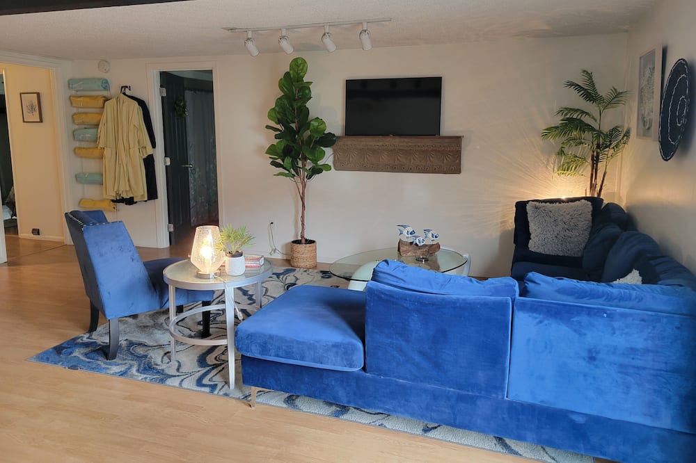 Photo of Livingroom in Altamont