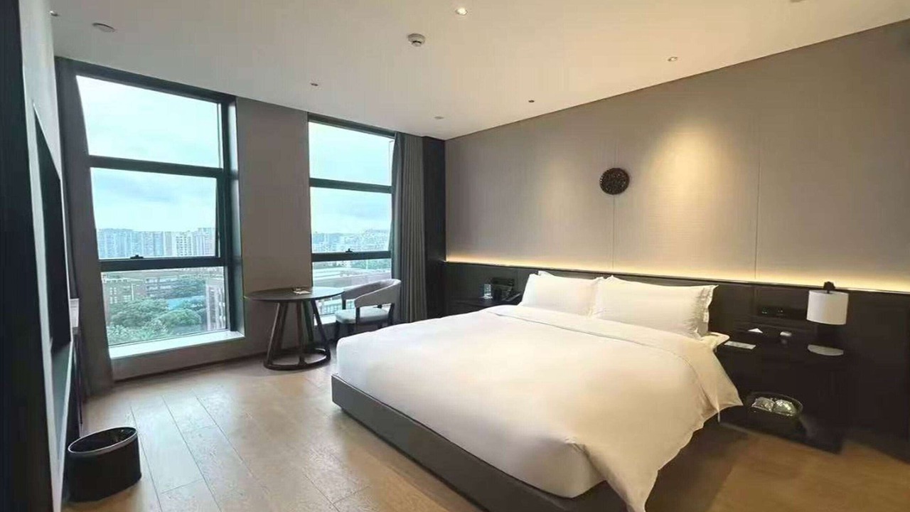 Photo of Bedroom in Yu Hua
