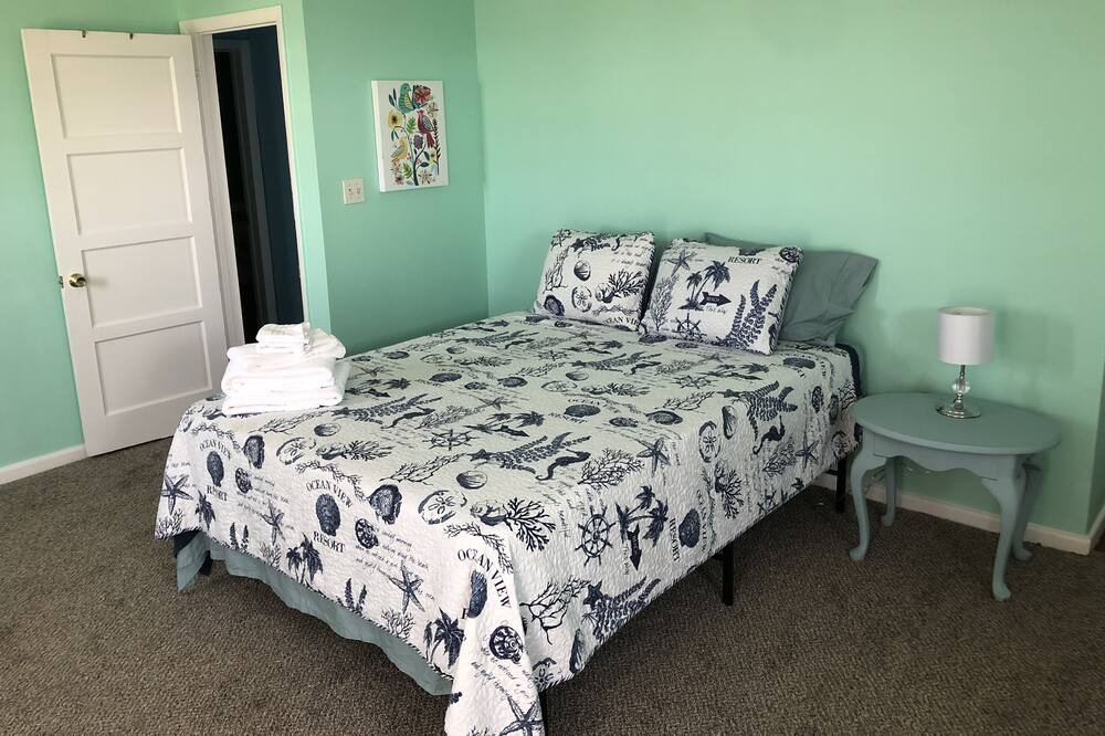 Photo of Bedroom in Bayview