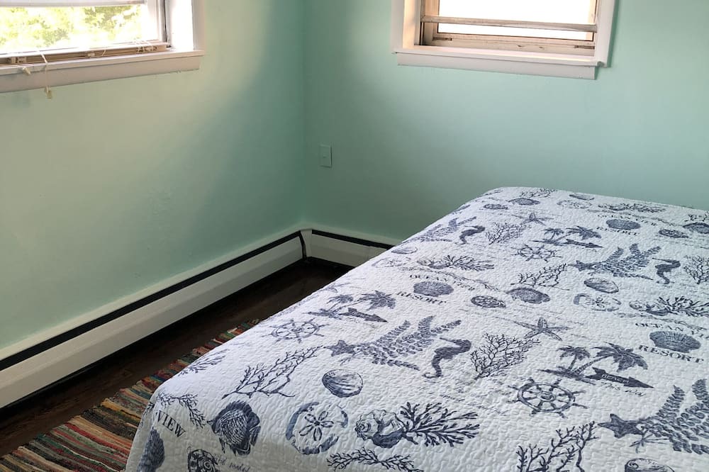 Photo of Bedroom in Bayview
