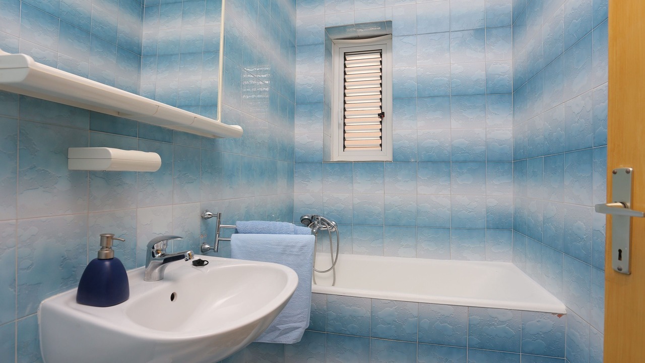 Photo of Bathroom in Brela