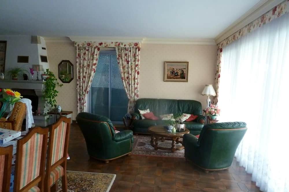 Photo of Livingroom in Hillion