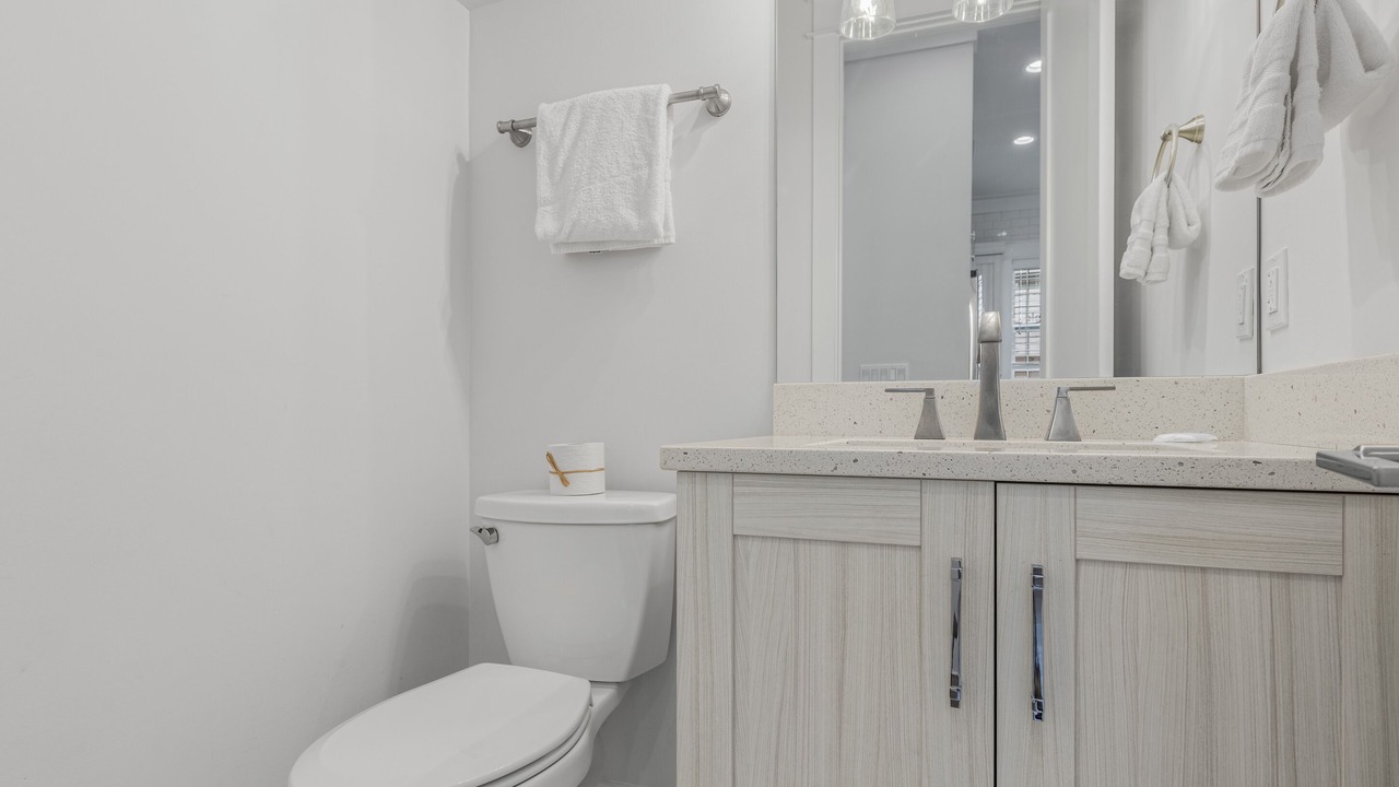 Photo of Bathroom in Treetop