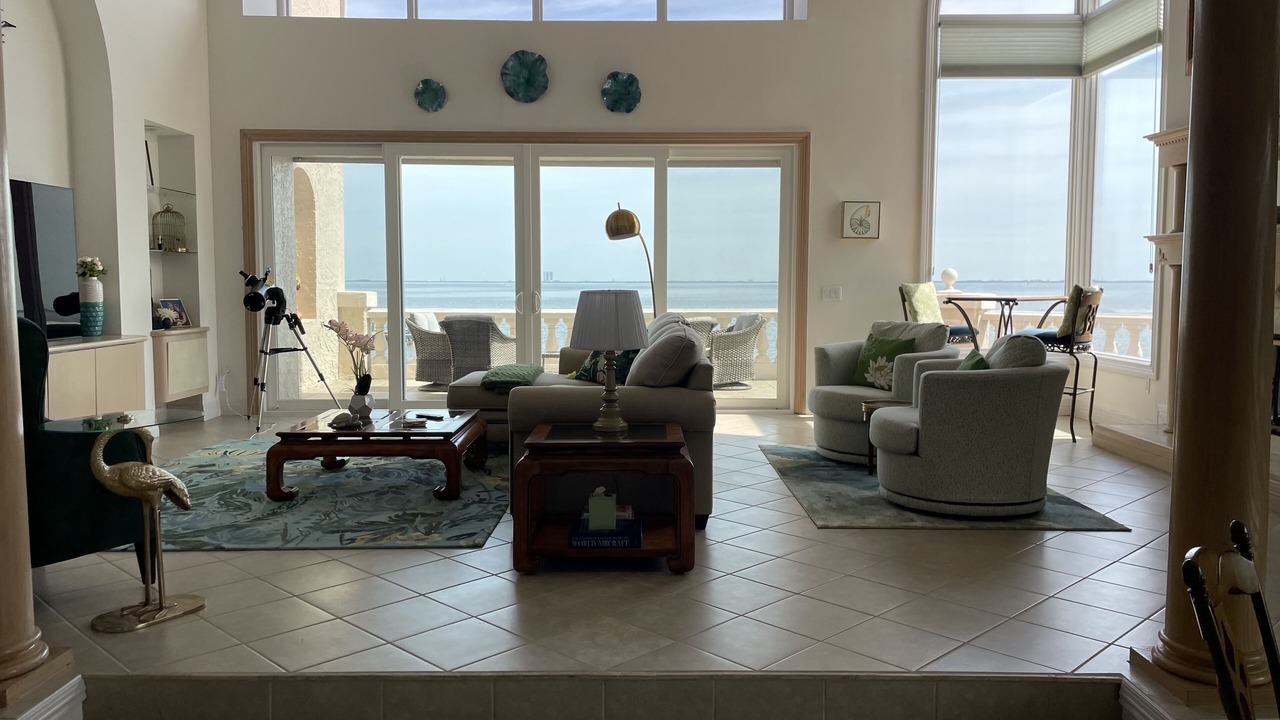 Photo of Livingroom in Titusville