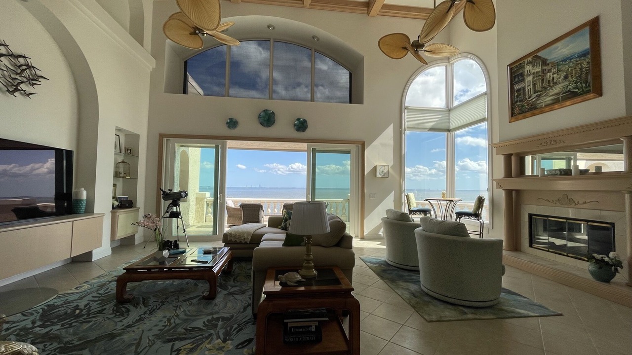 Photo of Livingroom in Titusville