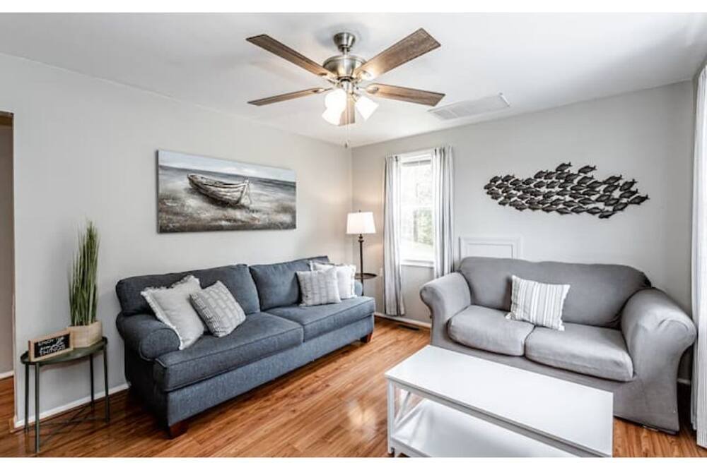 Photo of Livingroom in Midlothian