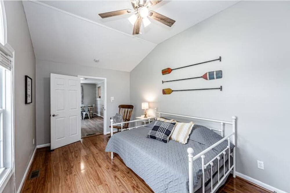 Photo of Bedroom in Midlothian