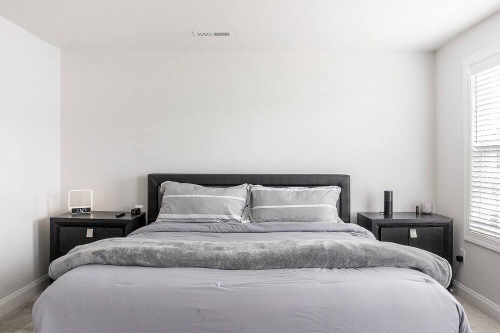 Photo of Bedroom in North Newport News