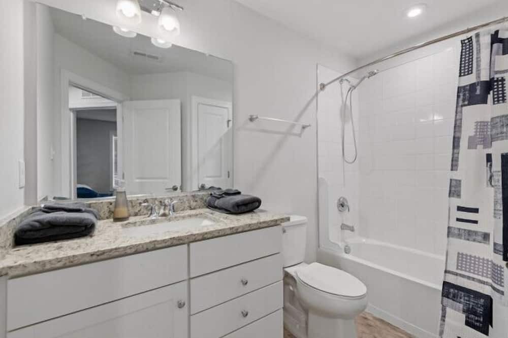 Photo of Bathroom in North Newport News