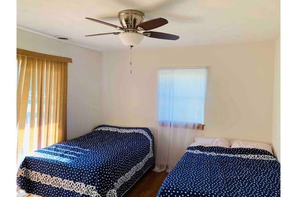 Photo of Bedroom in Onemo