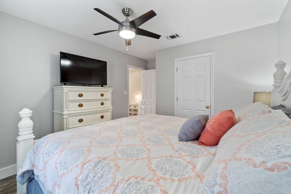 Photo of Bedroom in Seaspray