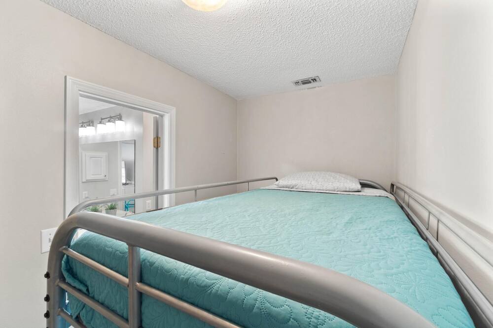 Photo of Bedroom in Seaspray