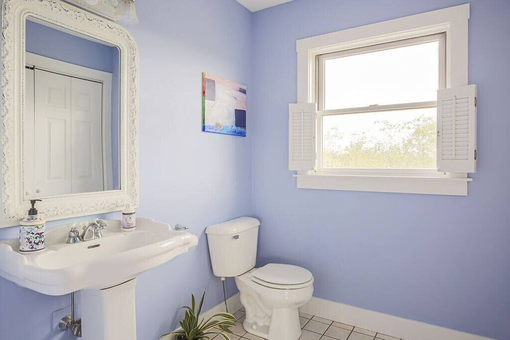Photo of Bathroom in Staunton