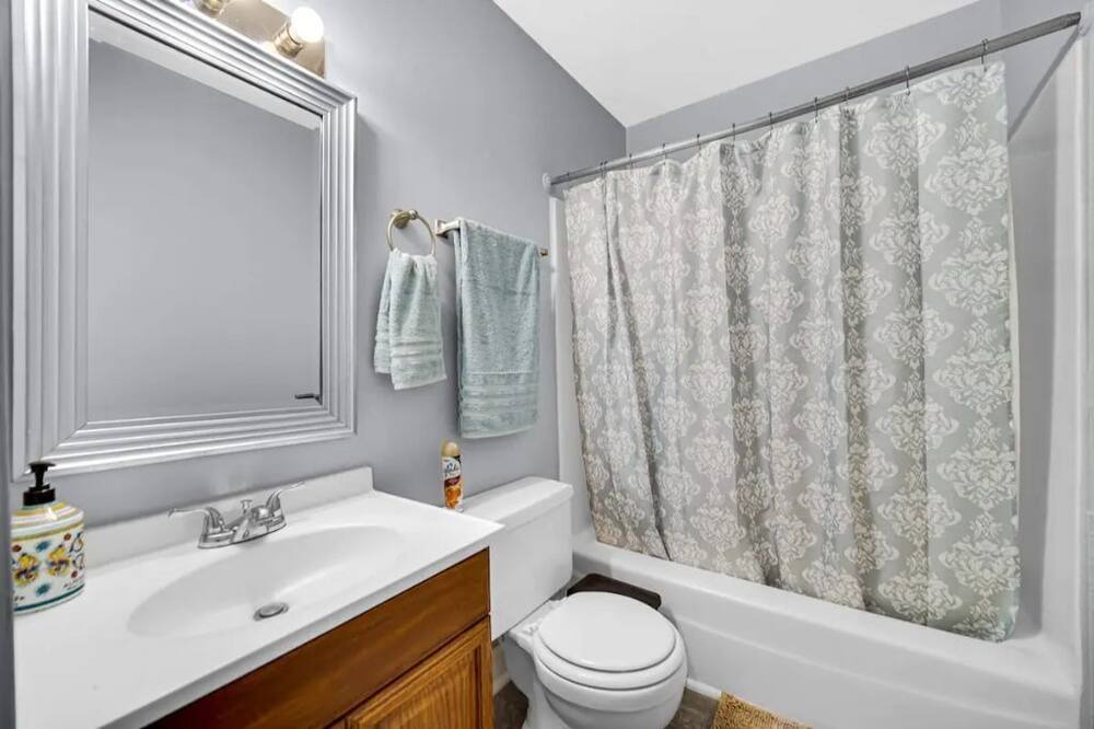 Photo of Bathroom in Wheeler