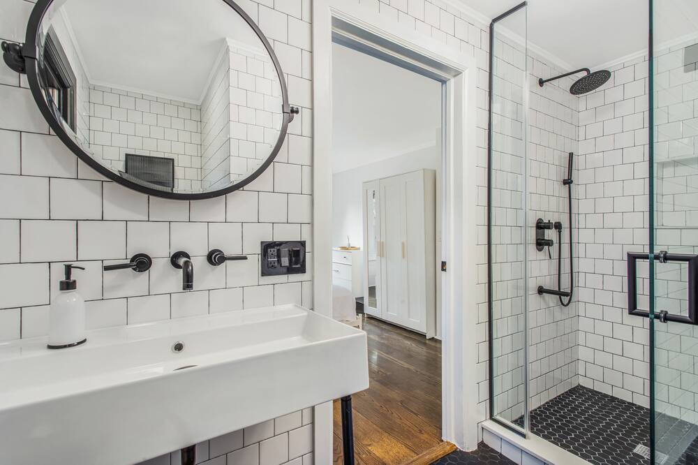 Photo of Bathroom in Bellport