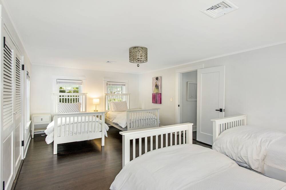 Photo of Bedroom in Bellport