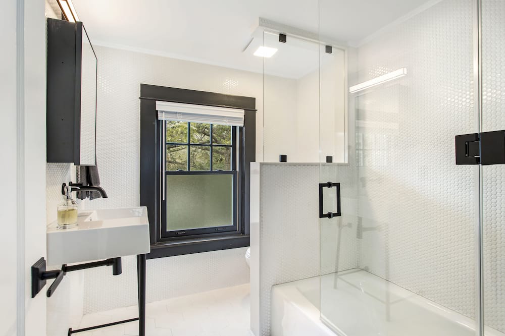Photo of Bathroom in Bellport