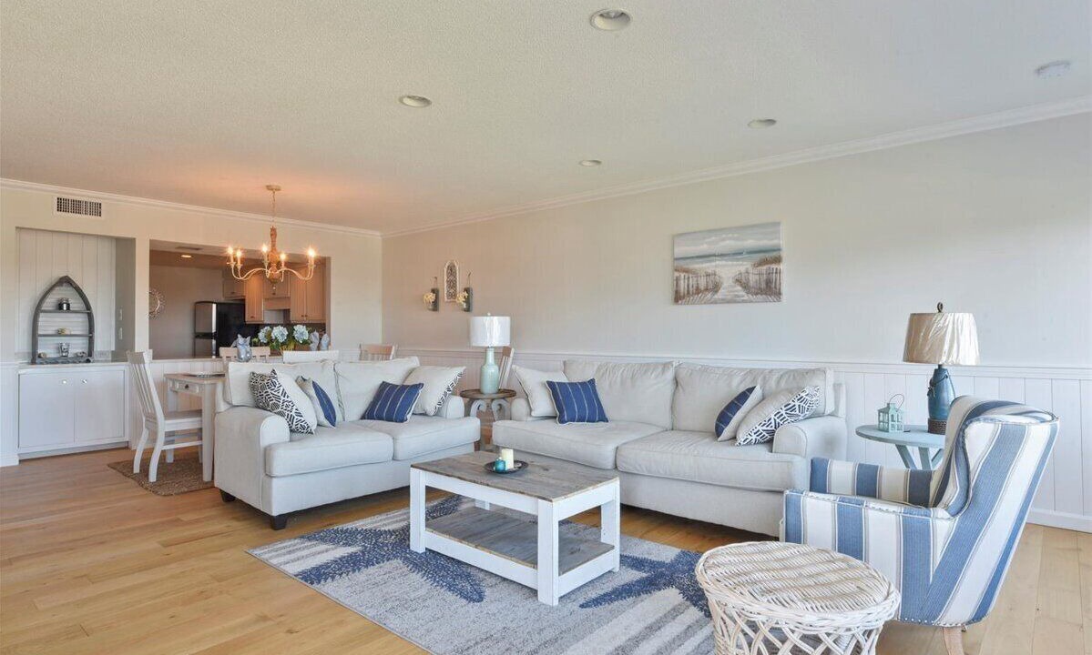 Photo of Livingroom in West Harwich