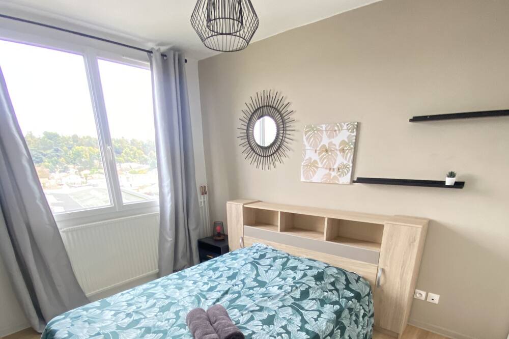 Photo of Bedroom in Valence