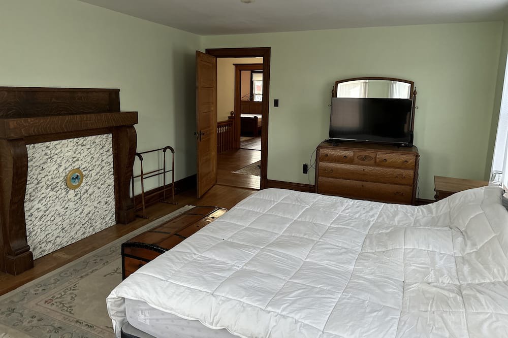 Photo of Bedroom in Blue Grass