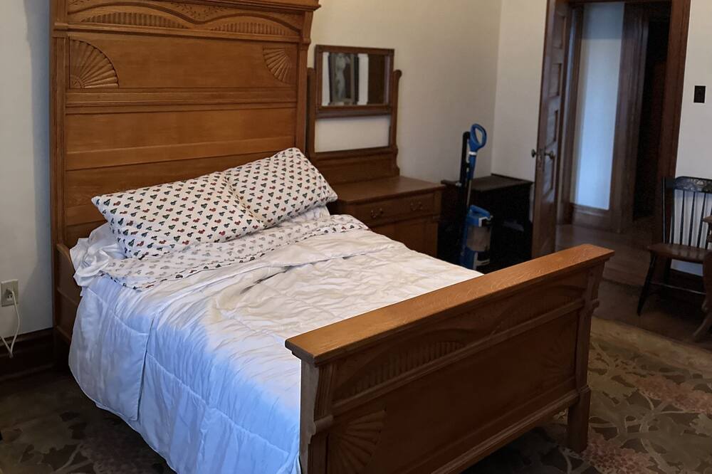 Photo of Bedroom in Blue Grass