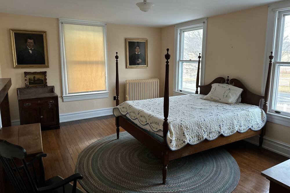 Photo of Bedroom in Blue Grass