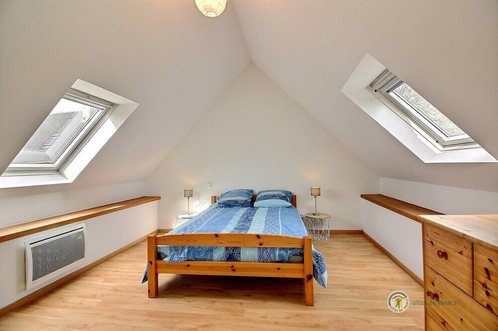 Photo of Bedroom in Ploubezre