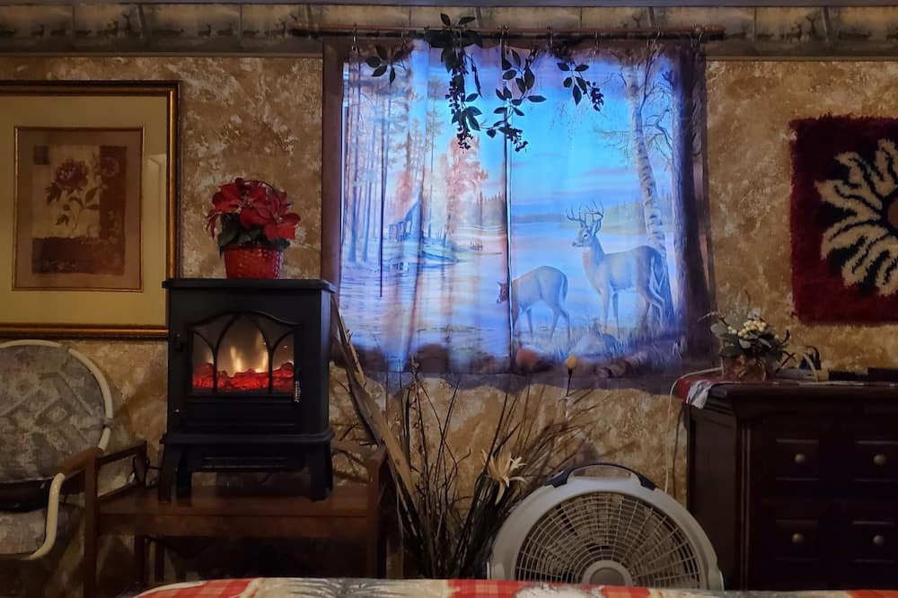 Photo of Livingroom in Wells
