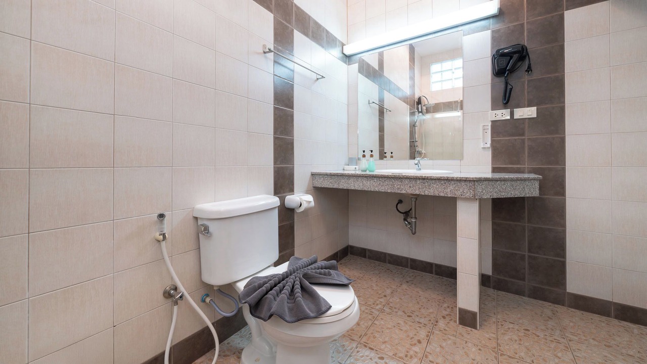 Photo of Bathroom in Nanai Road