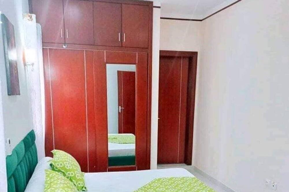 Photo of Bedroom in Pointe-Noire