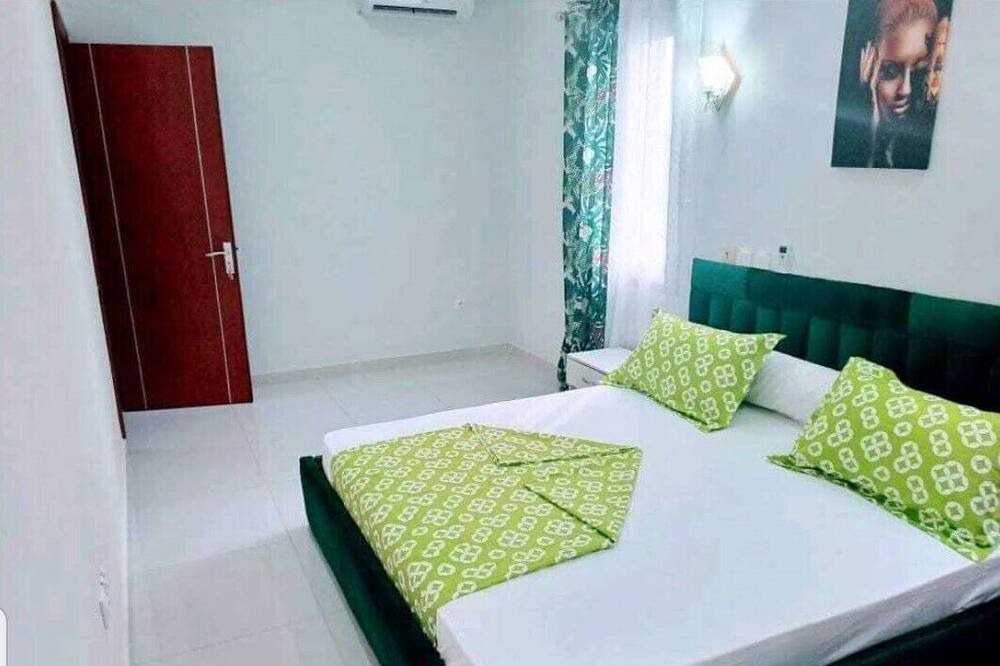 Photo of Bedroom in Pointe-Noire