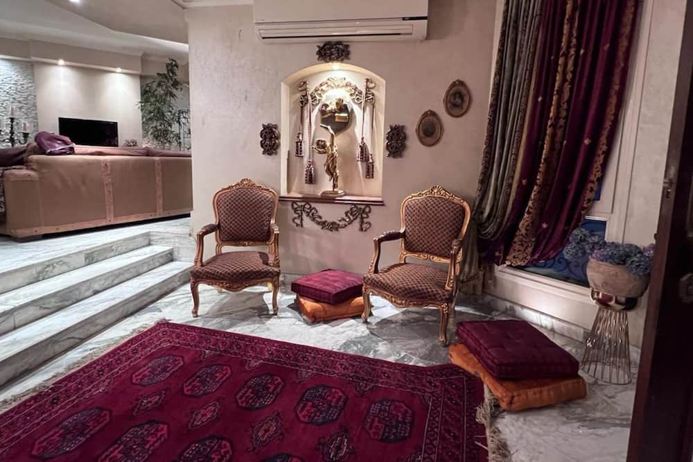 Photo of Bedroom in Al-Khalifa