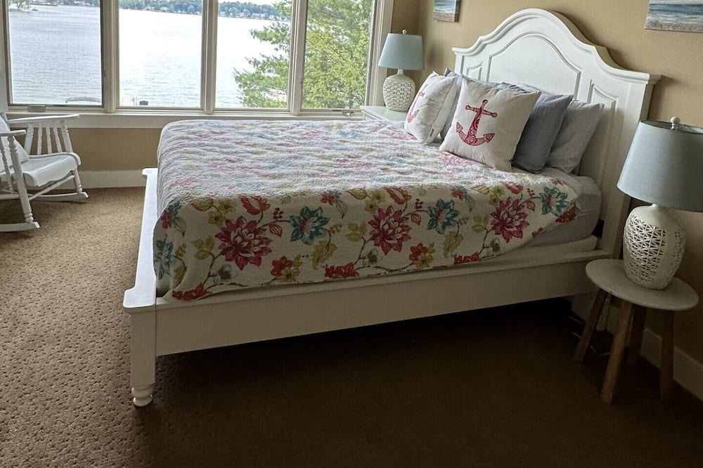 Photo of Bedroom in Angola