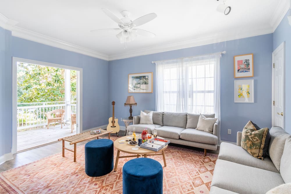 Photo of Bedroom in Crystal Shores
