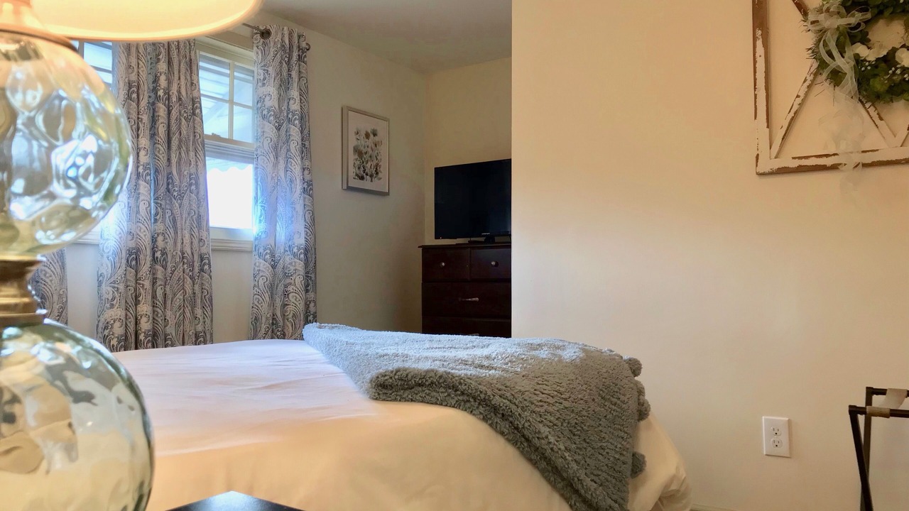 Photo of Bedroom in Niagara Falls