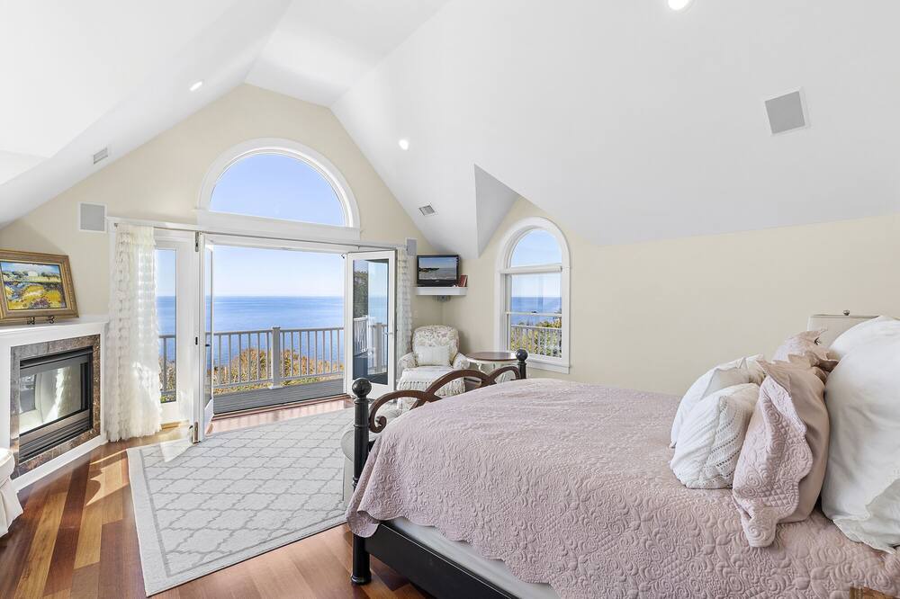 Photo of Patio Balcony in Baiting Hollow