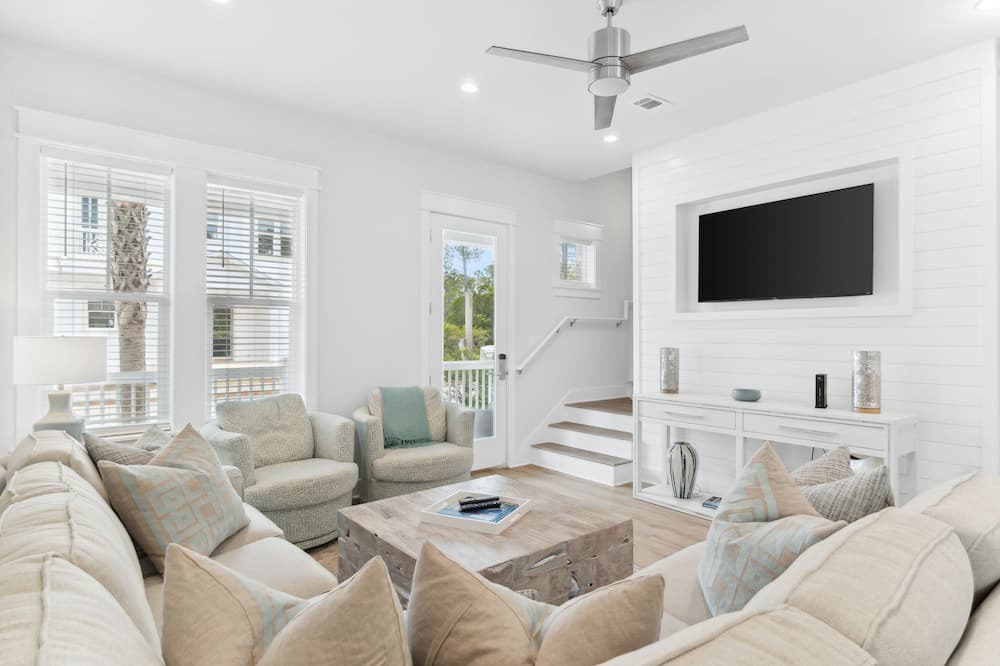 Photo of Livingroom in Treetop
