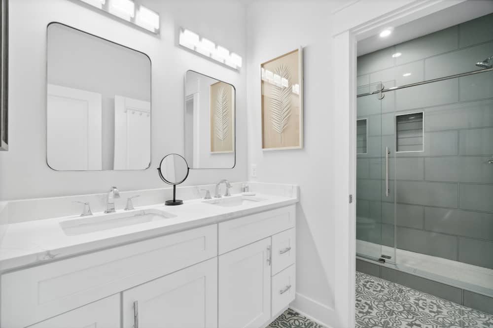 Photo of Bathroom in Treetop