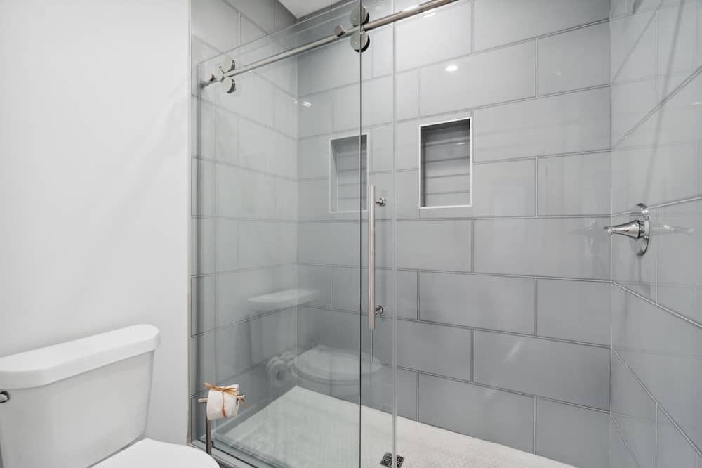 Photo of Bathroom in Treetop